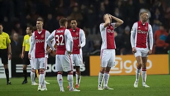 三传到位的 三传到位的